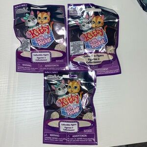 Kitty in my pocket figure